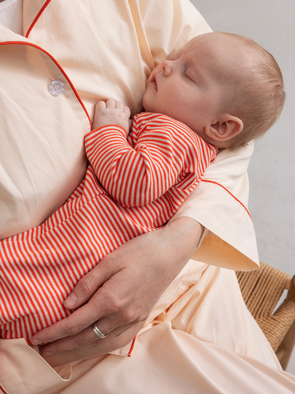 Curated visual reference: Visual Reference: Newborn And Premature See Our Universe Here